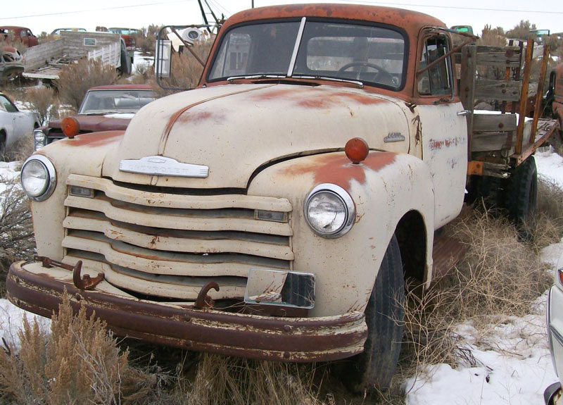 1953 Chevrolet Series 4400 1 1/2 Ton Flatbed Farm Truck For Sale