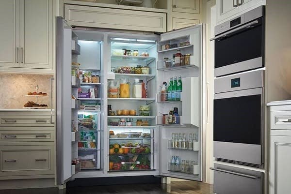 4 Reasons Your SubZero Refrigerator Makes Noise When the Door is