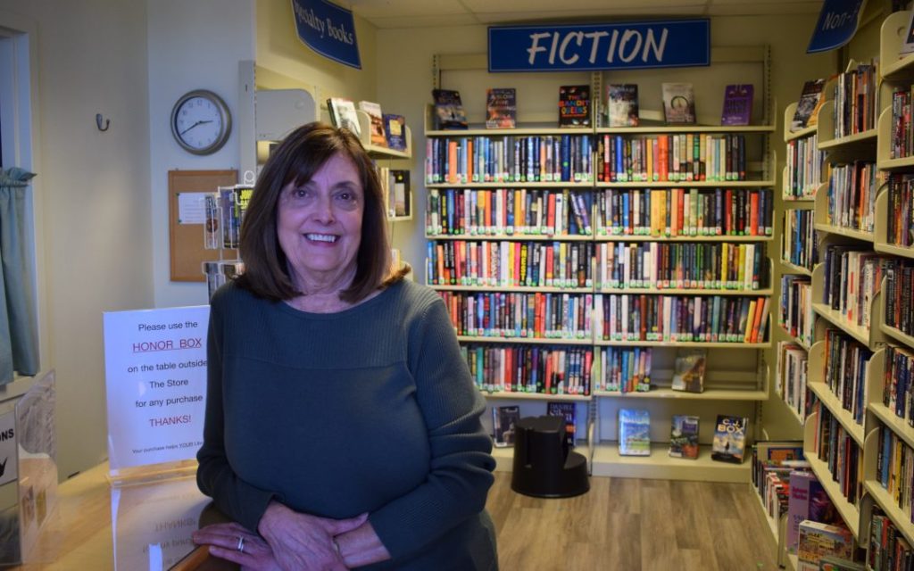 For the Love of Libraries and Community Fountain Hills Friends of the