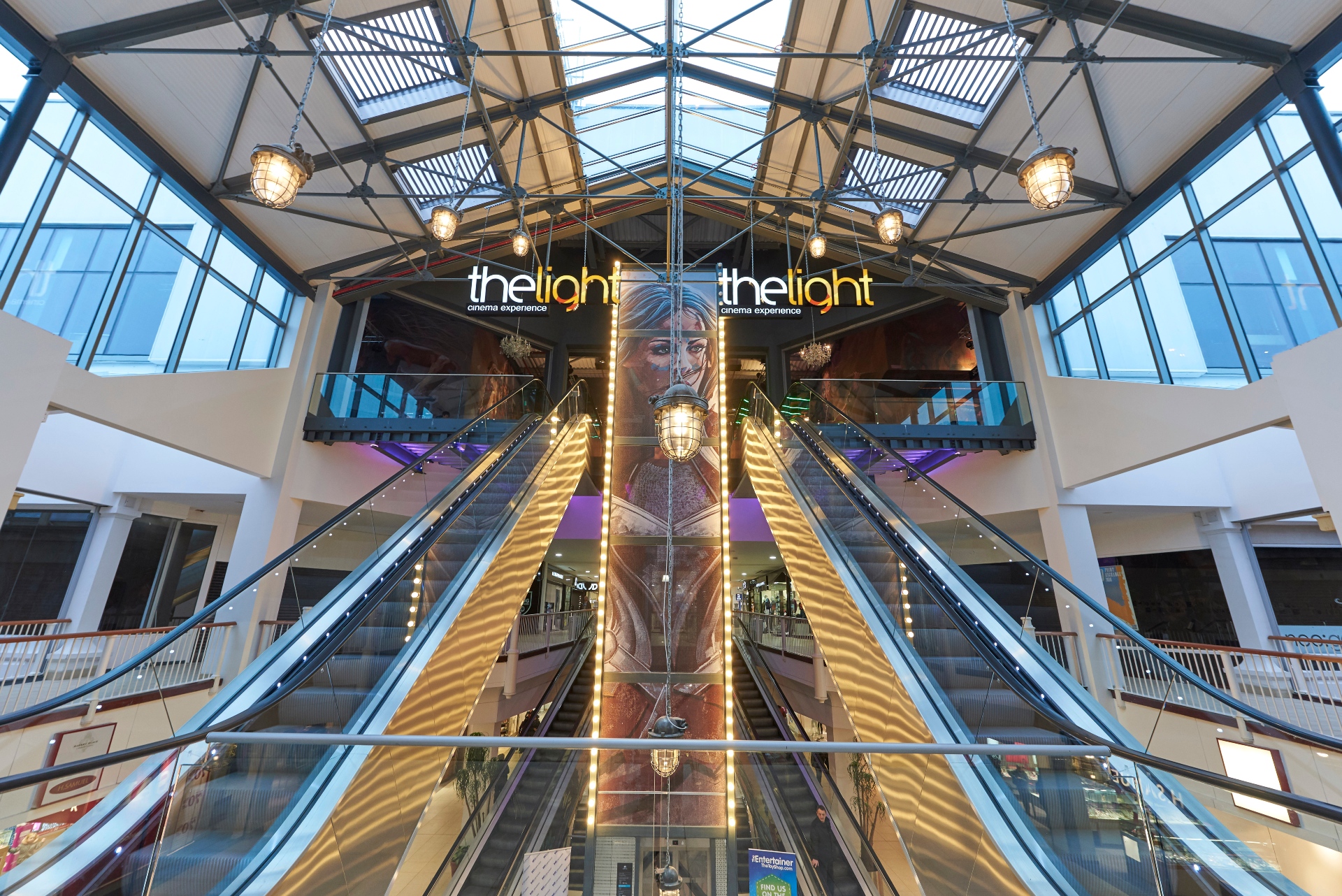 The Light Cinema, Bolton DES Group UK Ltd