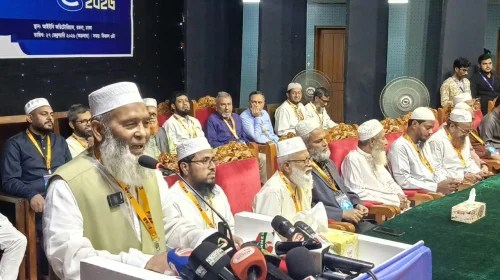 সরকার ও বিরোধী দল শত্রু নয়, সহযোগী হওয়া উচিত, বললেন মুজিবুর রহমান