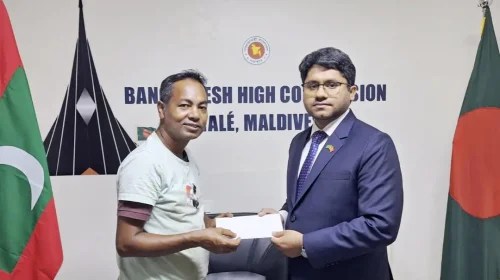 মালদ্বীপে অসুস্থ প্রবাসী মিনারের দেশে ফেরার বিমান টিকিট প্রদান