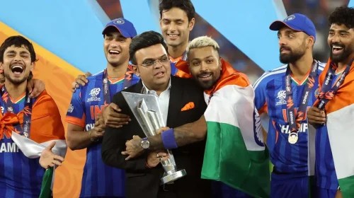 শতবর্ষ পূর্তিতে বিশ্ব একাদশের মুখোমুখি হতে পারে ভারতীয় ক্রিকেট দল
