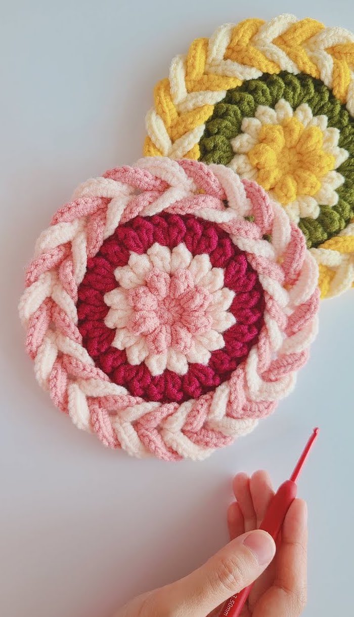 Easy Crochet Coaster DIY Tutorials & More