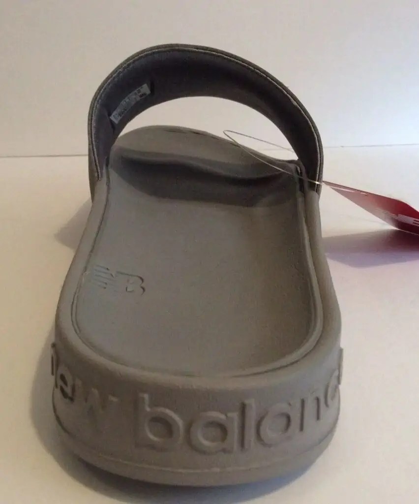 Best Men's Slides & Flip Flops For Wide Feet (Top 4 Options)