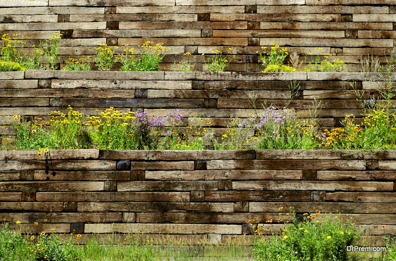 Cheap Retaining Wall Ideas for A Sloped Backyard