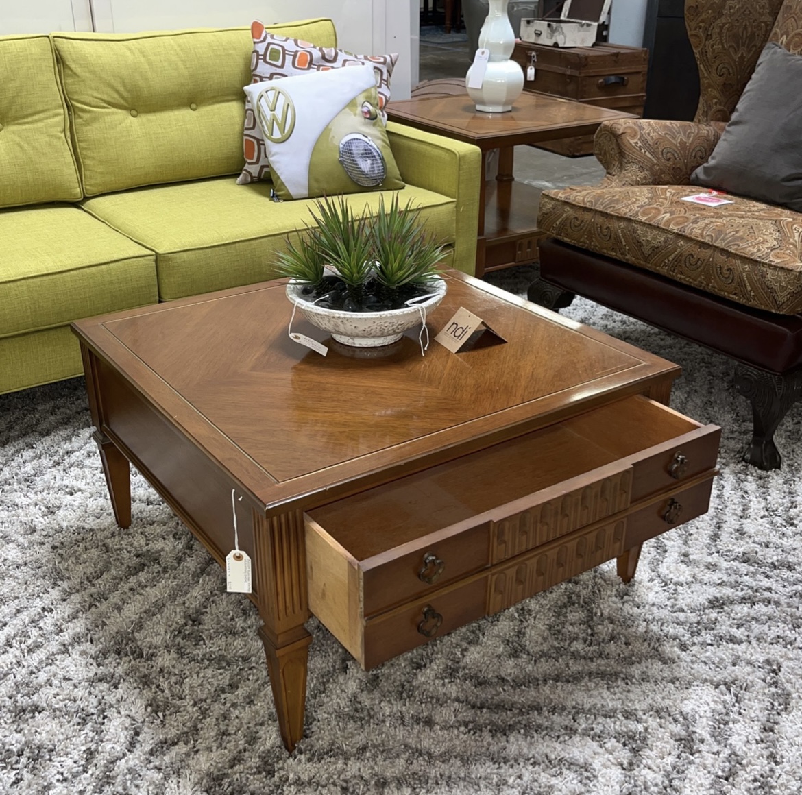 Bassett Furniture Vintage Mid Century Table Design Consignment