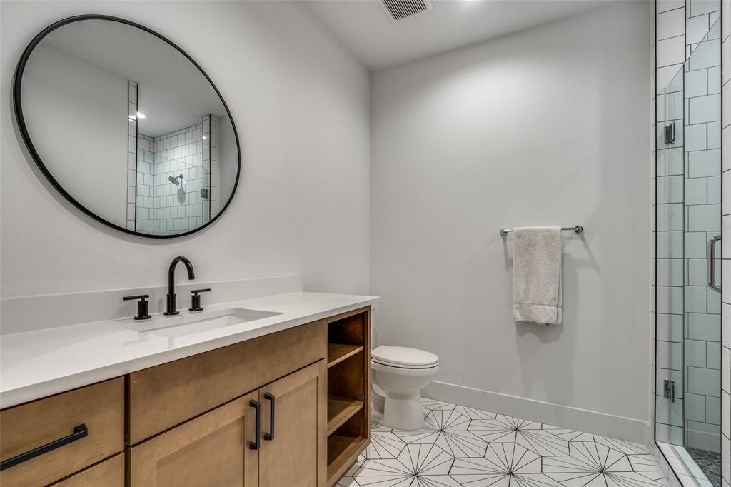 5113 Lahoma Tag & Associates