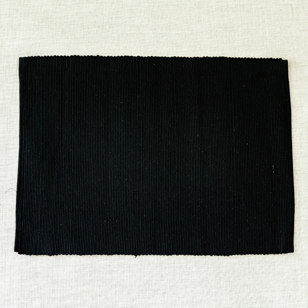 Bolden Full Black Placemat Design Edit