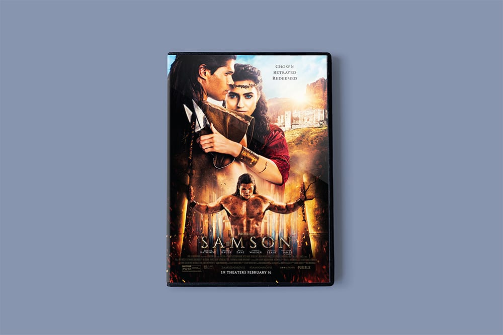 Free Download DVD Case PSD Mockup For Presentation