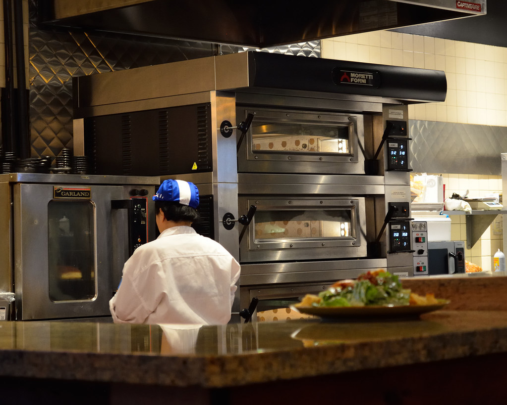 Safety Guidelines To Serve Up in Your Restaurant Kitchen Designing At