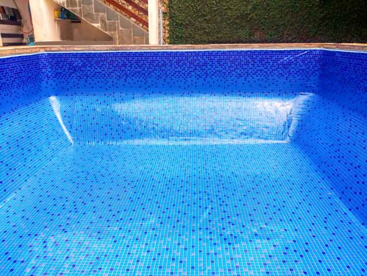 Types Of Pool Liners (Designs & Pros and Cons) Designing Idea