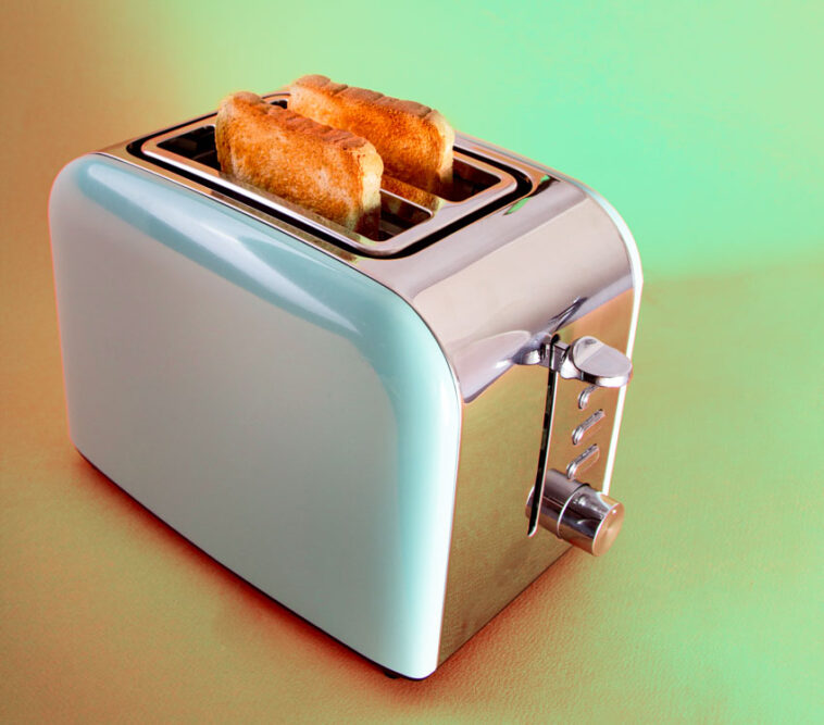 What Are The Different Types Of Toasters Available?