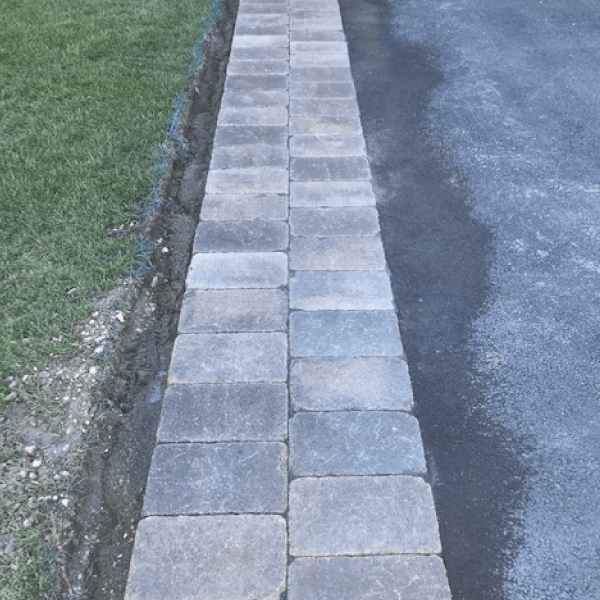 Brick Paver Edging Chicagoland Hardscapes by Design Pavers