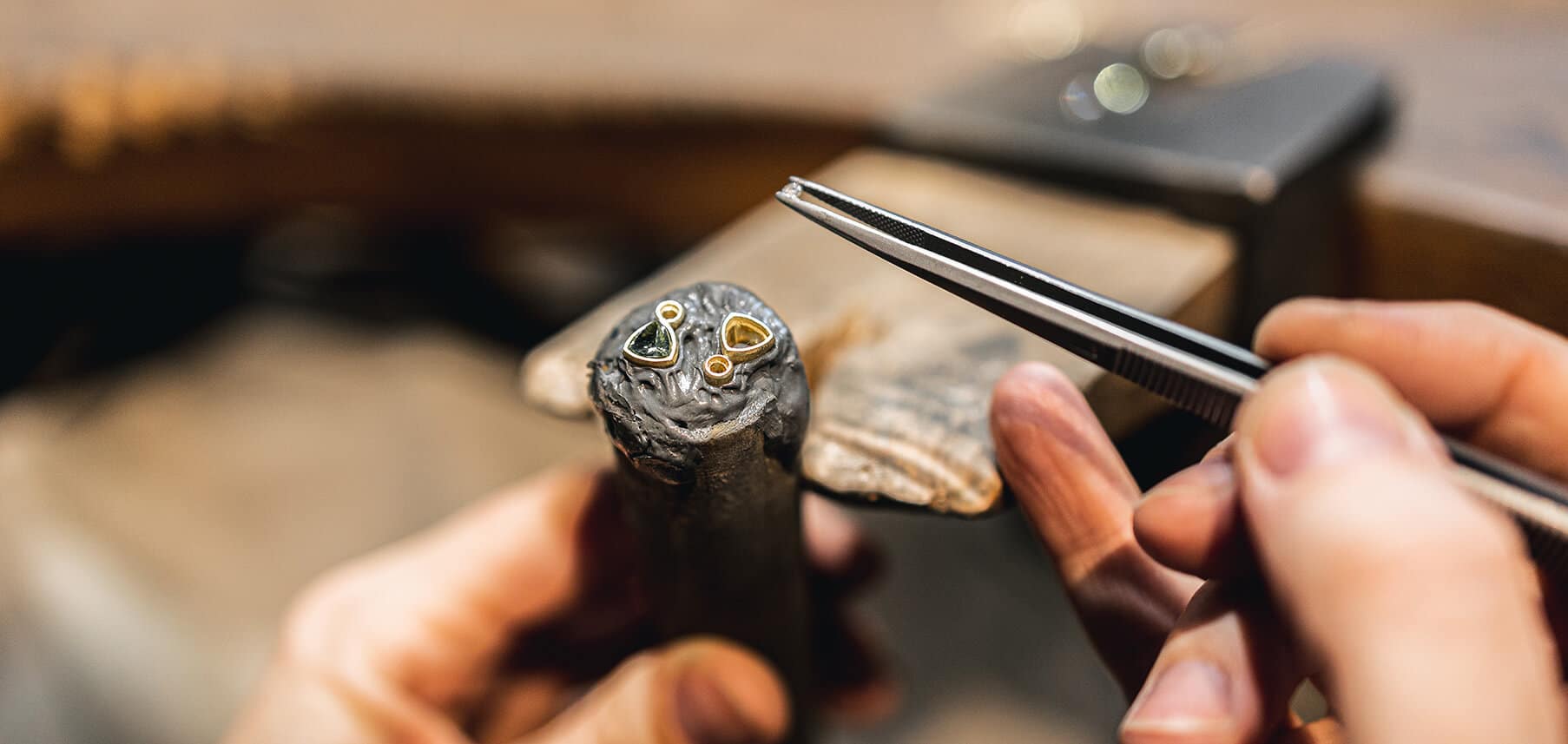 Bespoke Jewellery Cork City, Ireland Designworks Goldsmiths