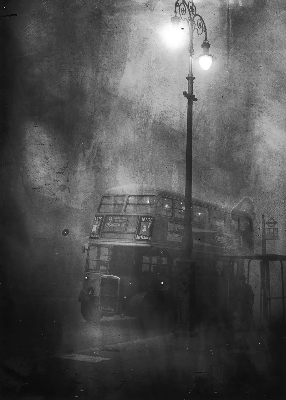 Eerie Black And White Photographs That Show London Fog Scenes From The