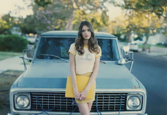 25 Rare And Cool Polaroid Prints Of Teen Girls In The 1970s