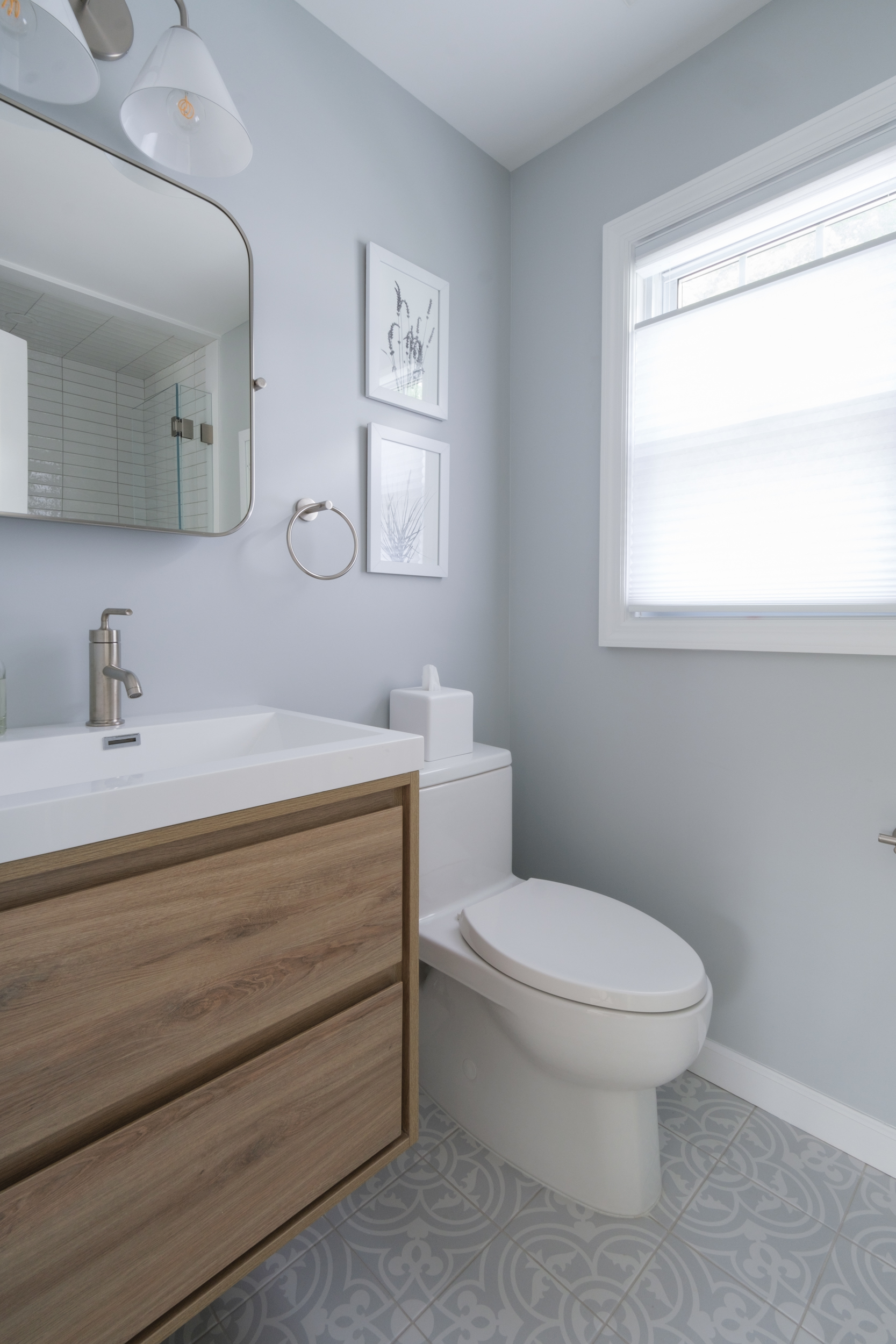 Pelham Modern Bathroom Desire KBD