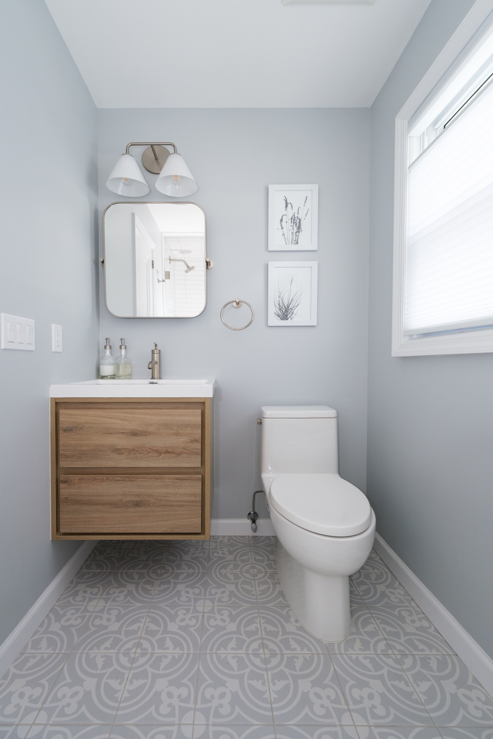 Pelham Modern Bathroom Desire KBD