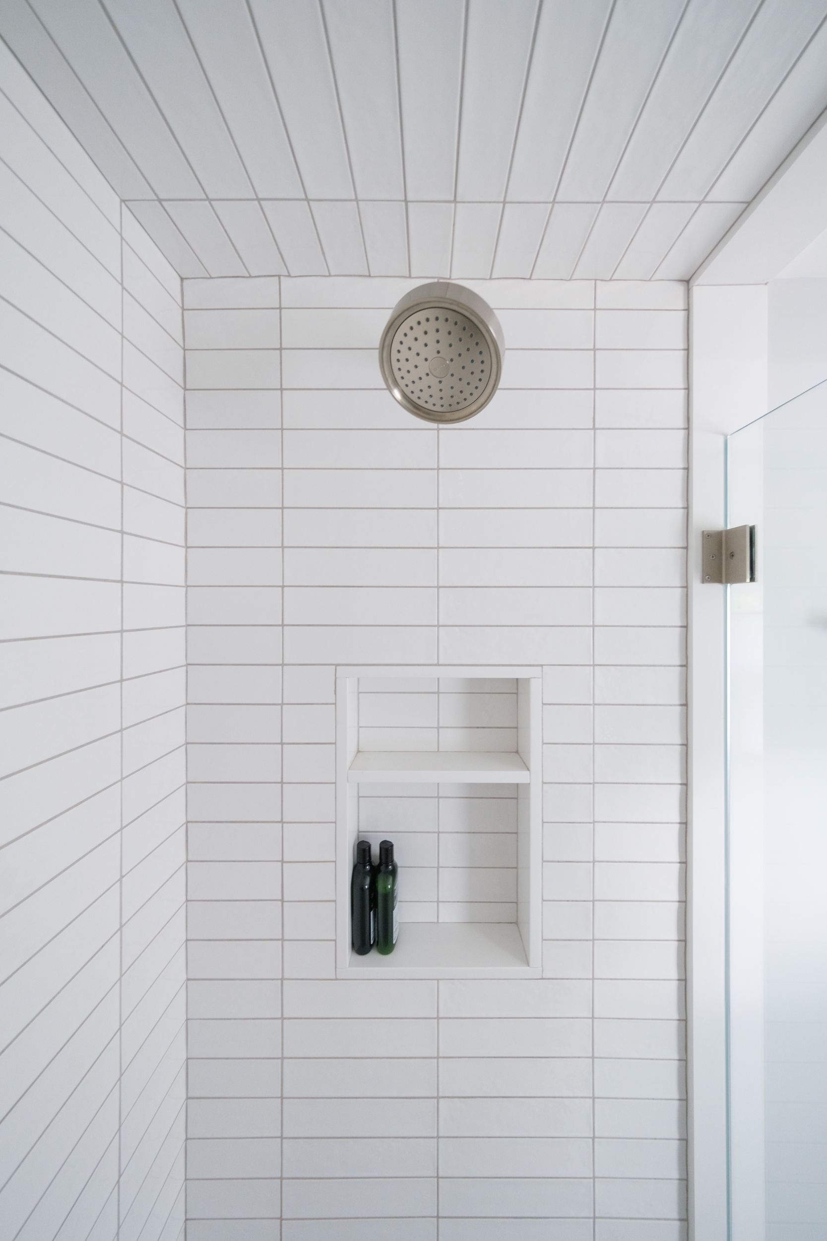 Pelham Modern Bathroom Desire KBD