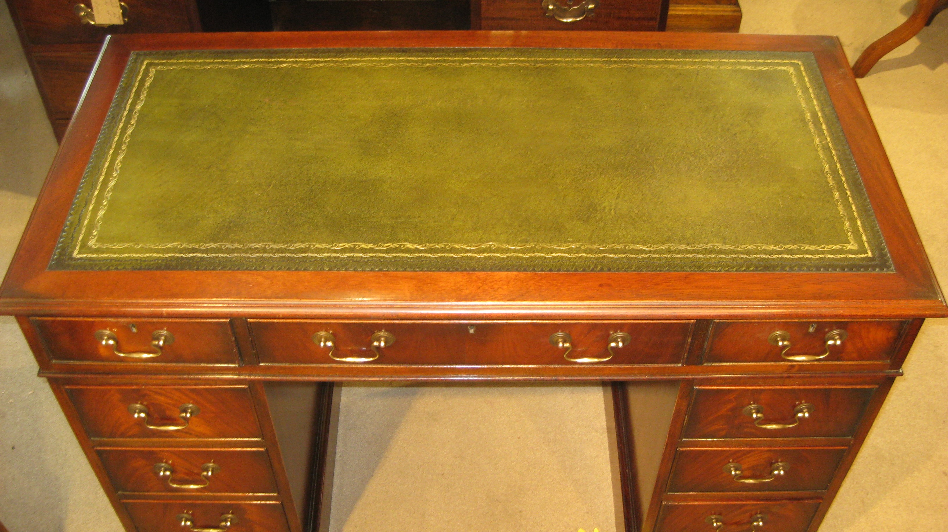 Good quality, Victorian style, reproduction mahogany pedestal desk. Dorking Desks