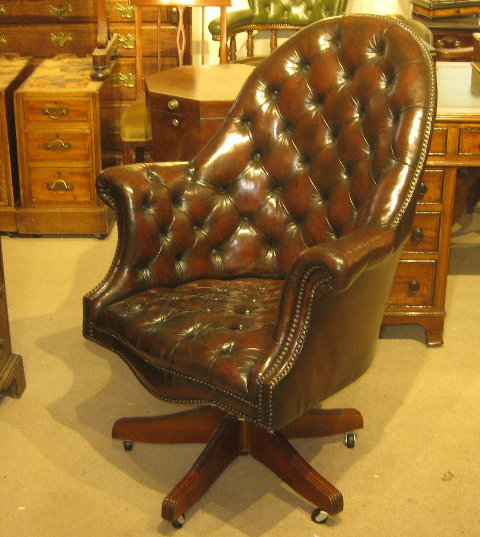 Lovely Executive swivel desk chair Dorking Desks