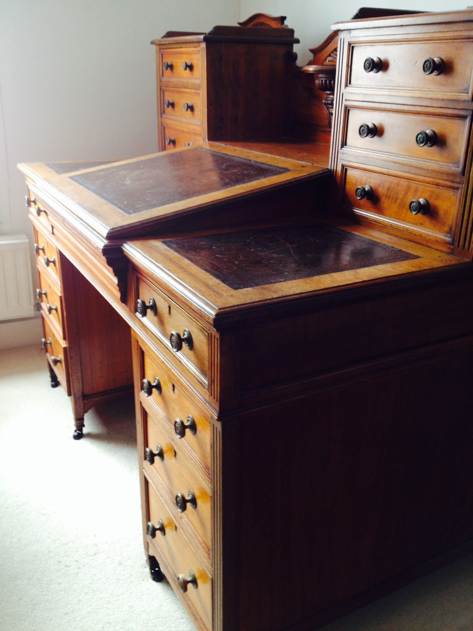 Fine quality Victorian walnut Dickens Desk Dorking Desks