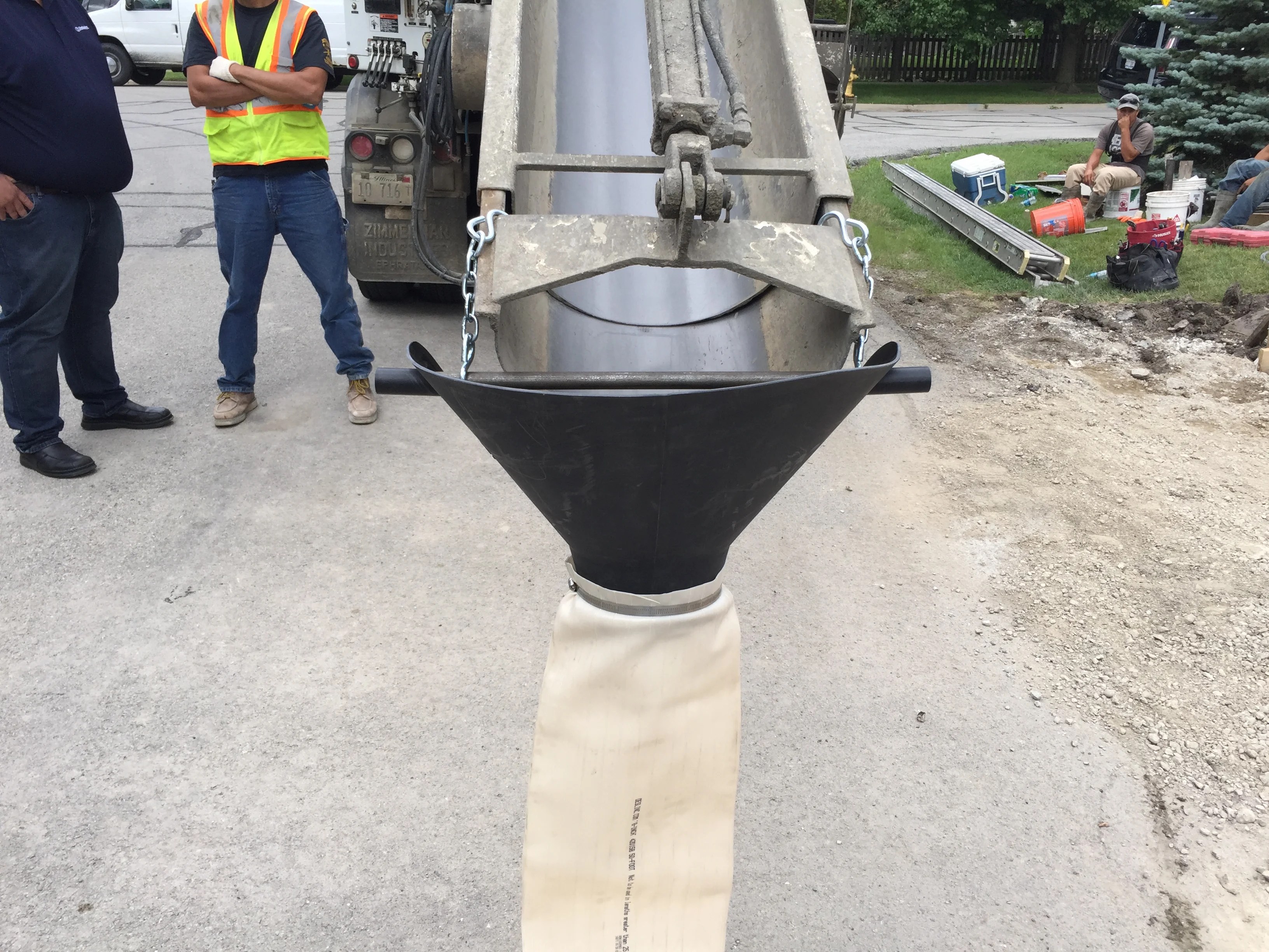 5 Innovative Ways to Use a Concrete Mini Hopper on the Job Site