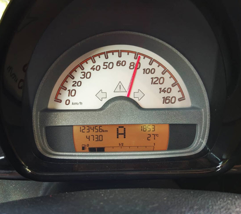 How to Set the Clock on The Smart Fortwo Despre Smarturi