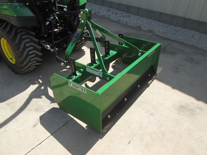 John Deere 1025R Tractor & Blade Dan's Equipment Sales