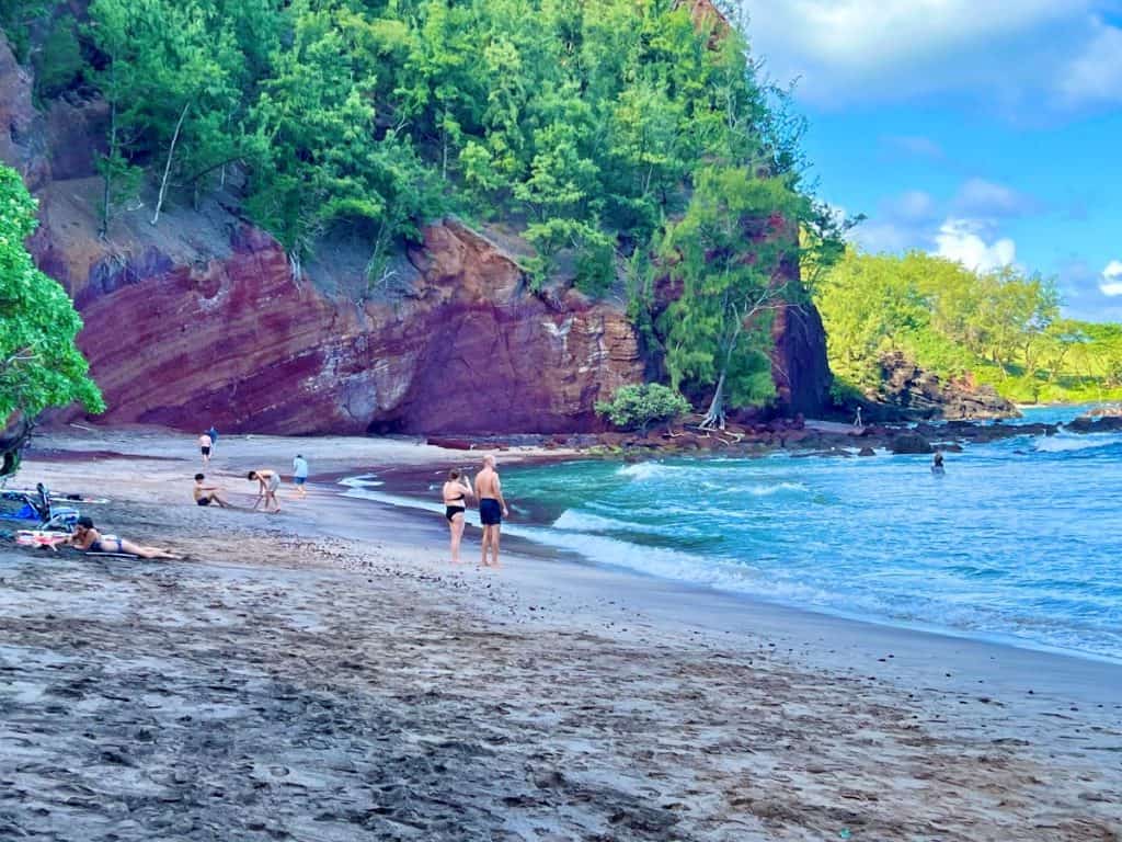 Best Road to Hana Itinerary for 1 or 2 days (2024) Destination Checkoff