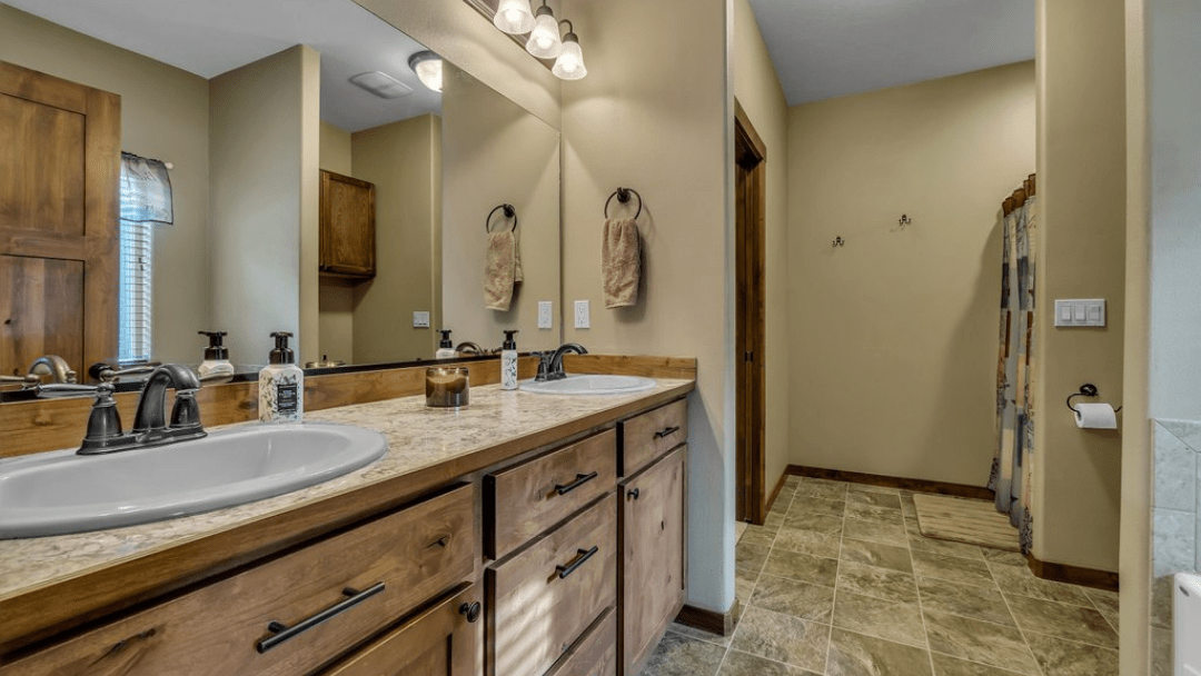 RATHDRUM HOME 2113 E DIAGONAL RD SOLD DestinationLiving.co