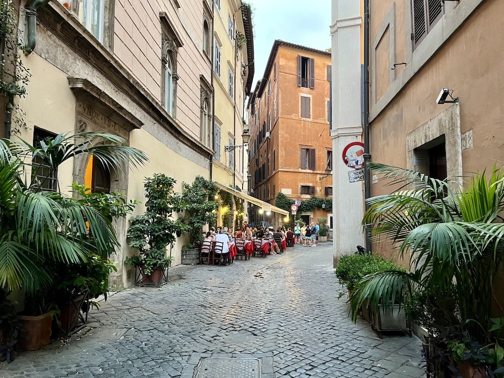 Where To Stay in Rome? 5 Best Areas & Places to Stay (+Avoid!)