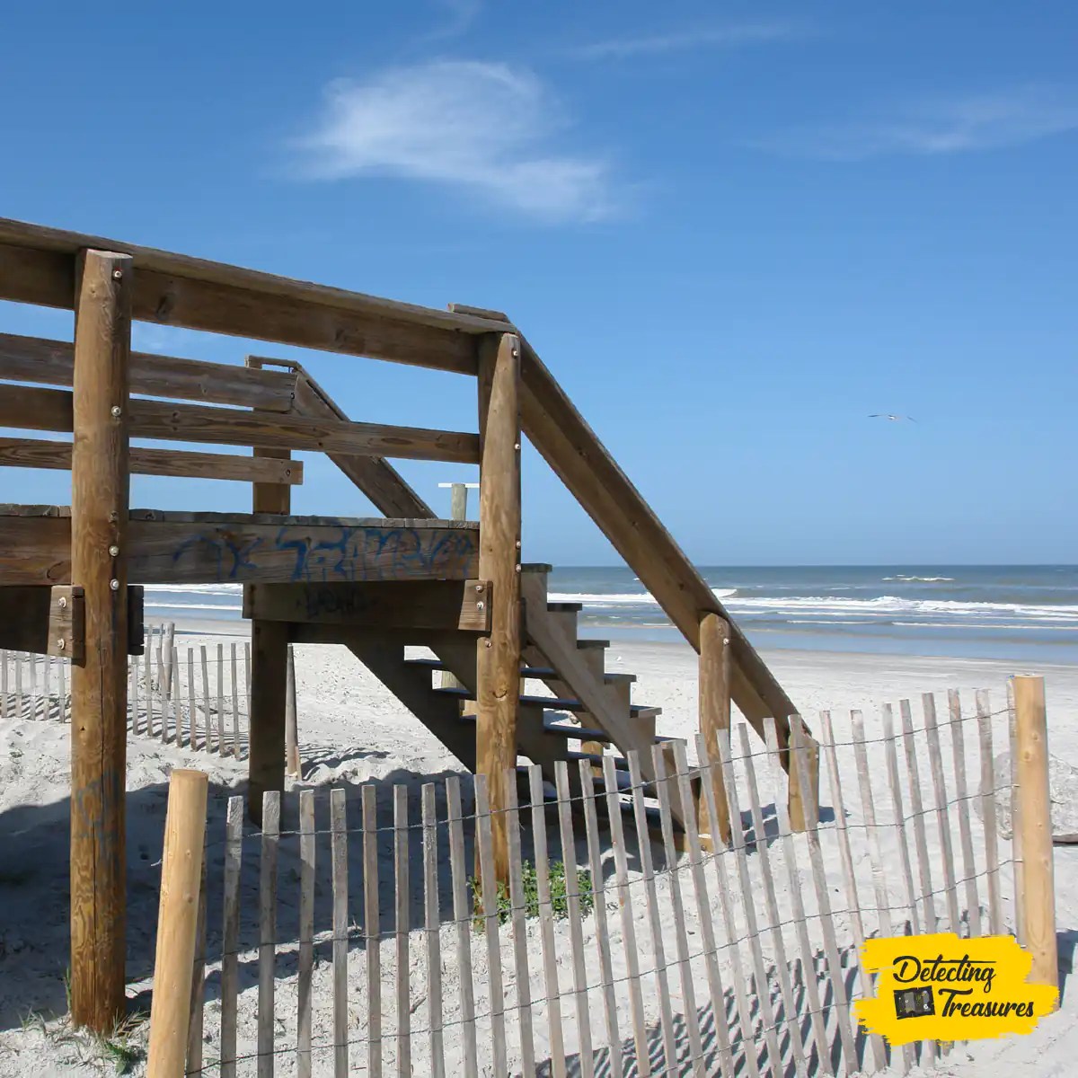 17 Best Beaches in Florida to Metal Detect in 2023