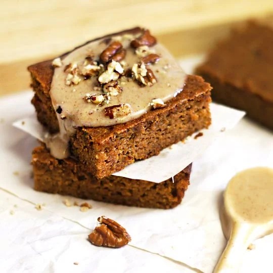 Flourless Pumpkin Bars Detoxinista