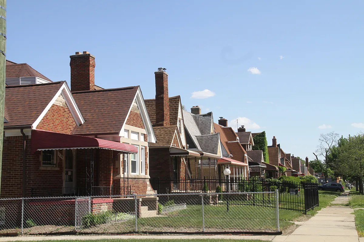 Feelings on safety and schools fuel desire to leave Detroit Detroit