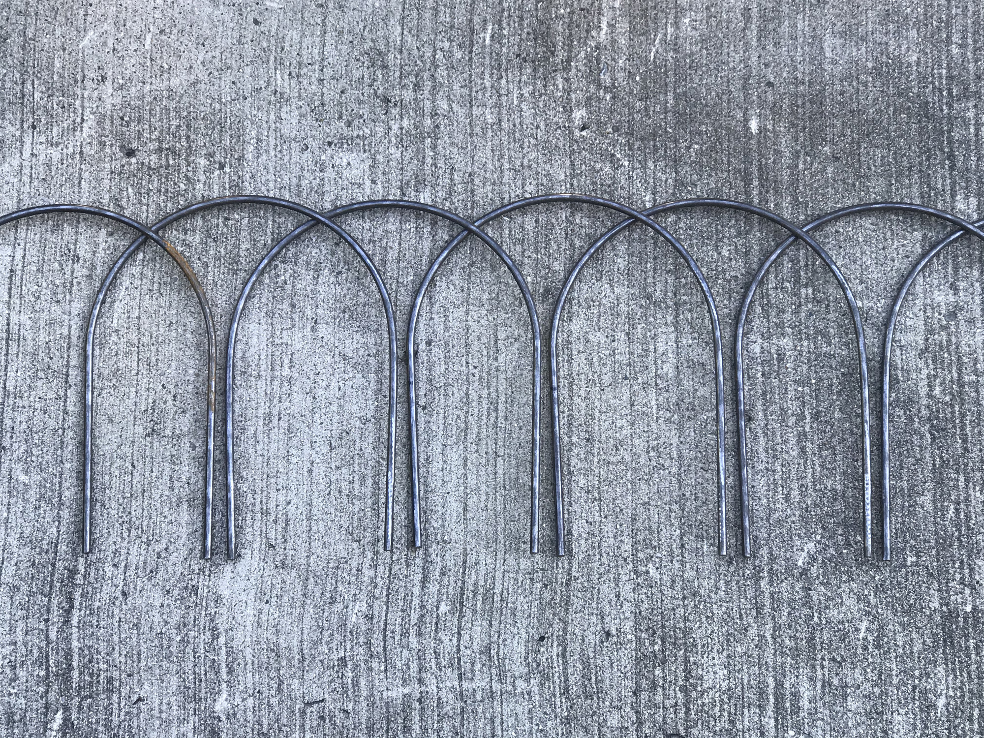 HeavyDuty 3/8″ Steel Rod Edging Hoops Detroit Garden Works