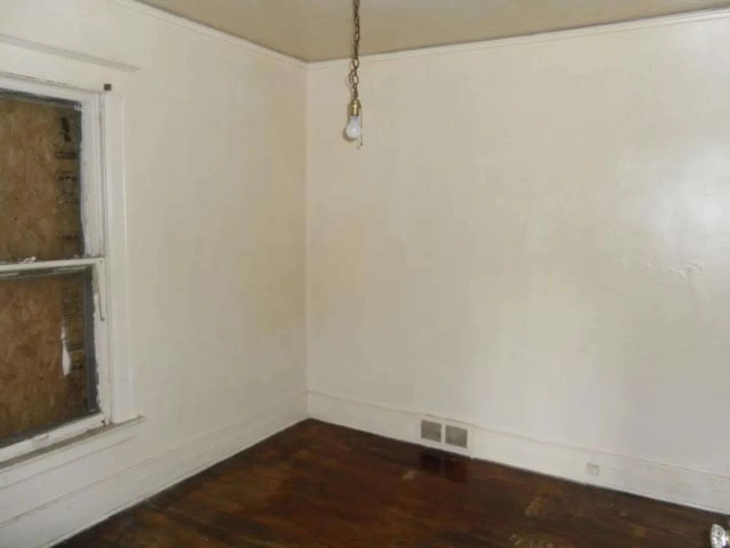 7501 Dunedin, Detroit Duplex Detroit Progress Realty, LLC