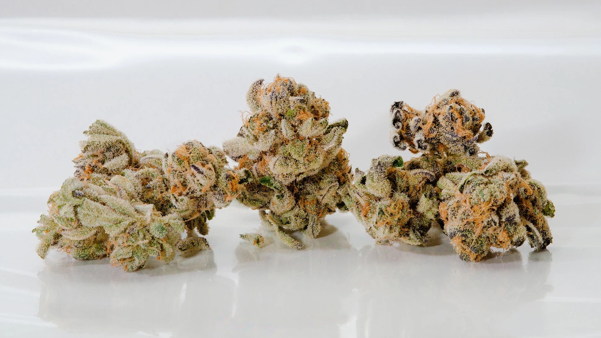 Understanding the Potential Benefits of Combining CBD and Delta8