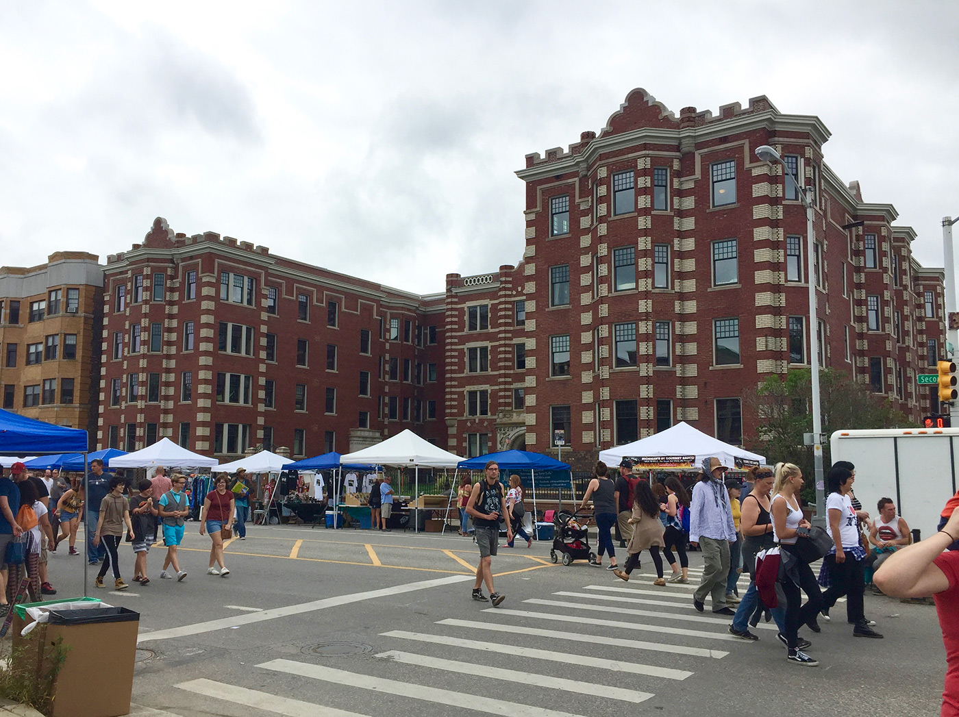 What is this building? [Forest Arms Apartments]