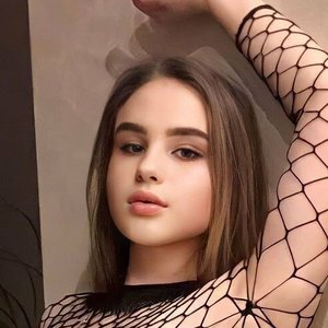 Bunni.emmie Nude - Imaginative Minds