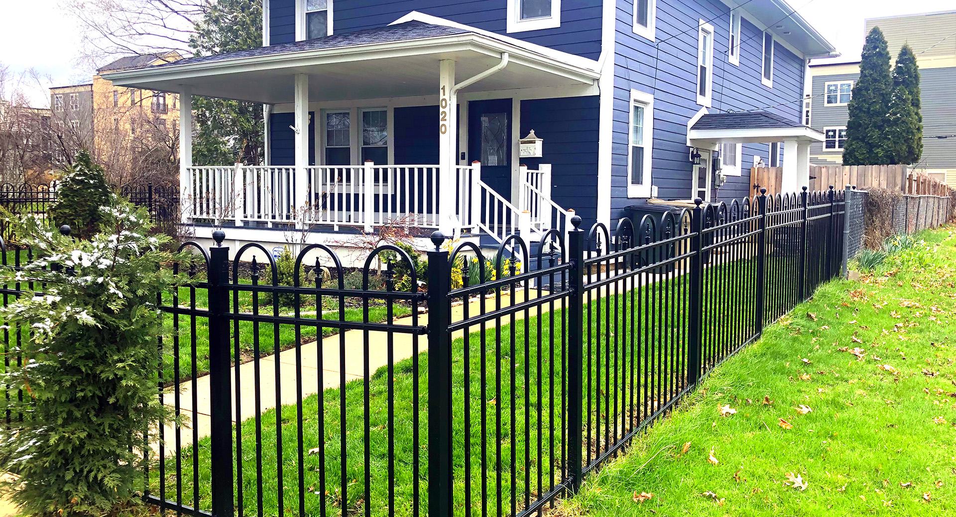 AlumiGuard® Premier Residential Fence