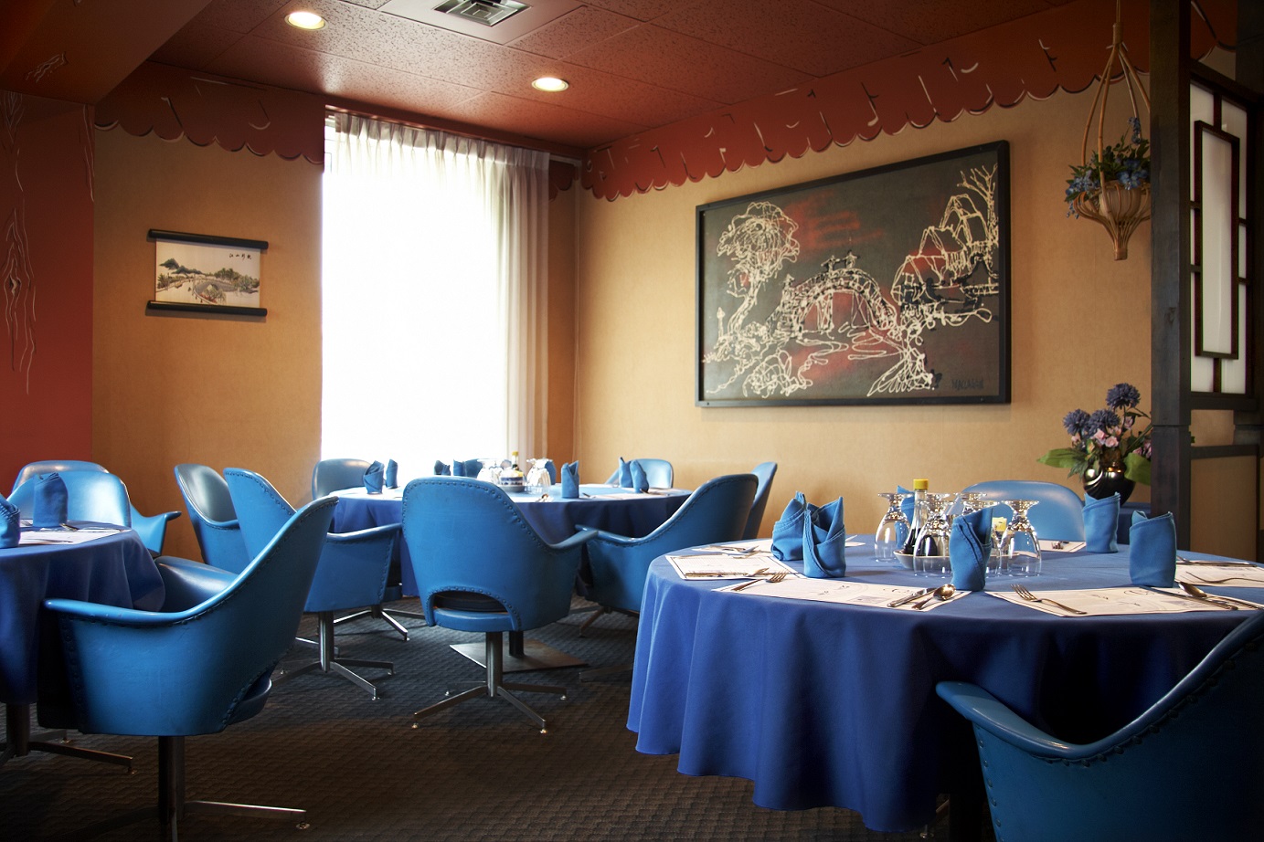 Parties Blue Willow Restaurant