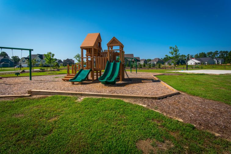 Summerfield at Arrowstone in Whispering Pines New Homes Cates Building