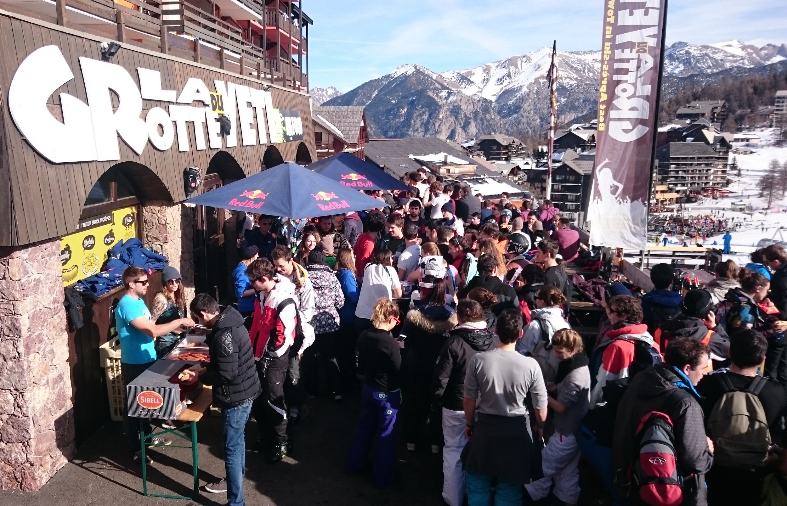 Risoul La Grotte Du Yeti