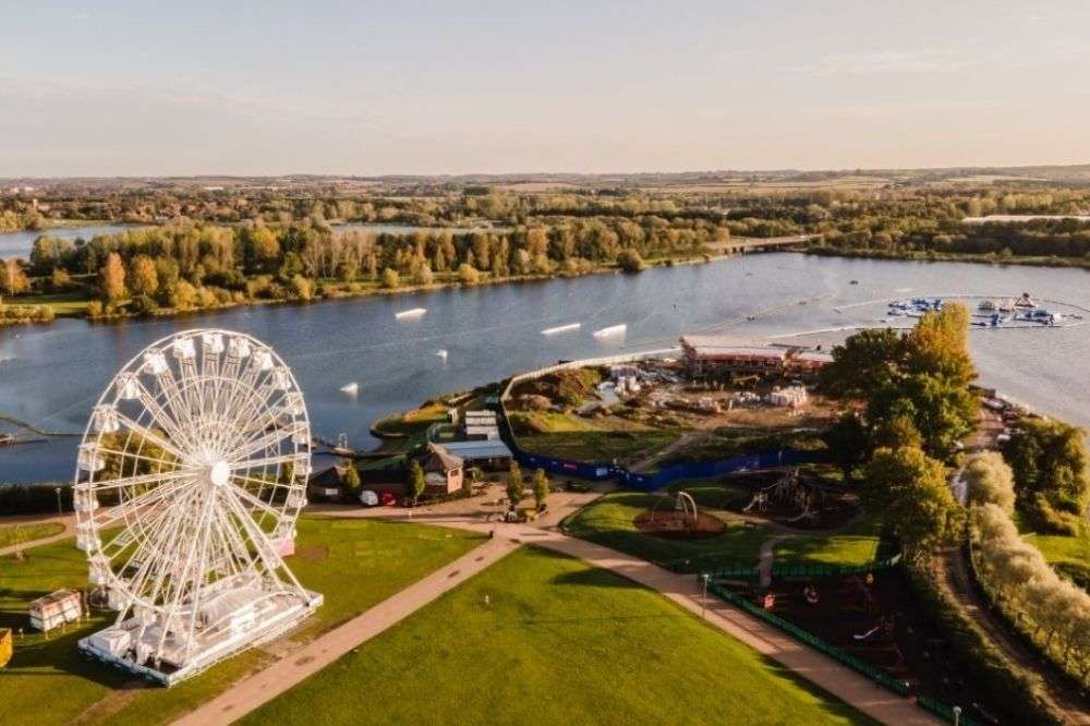 Willen Lake, Milton Keynes Bucks & Oxon Muddy Stilettos
