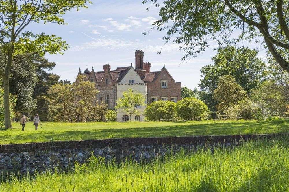 Greys Court, nr Henley Bucks & Oxon Muddy Stilettos