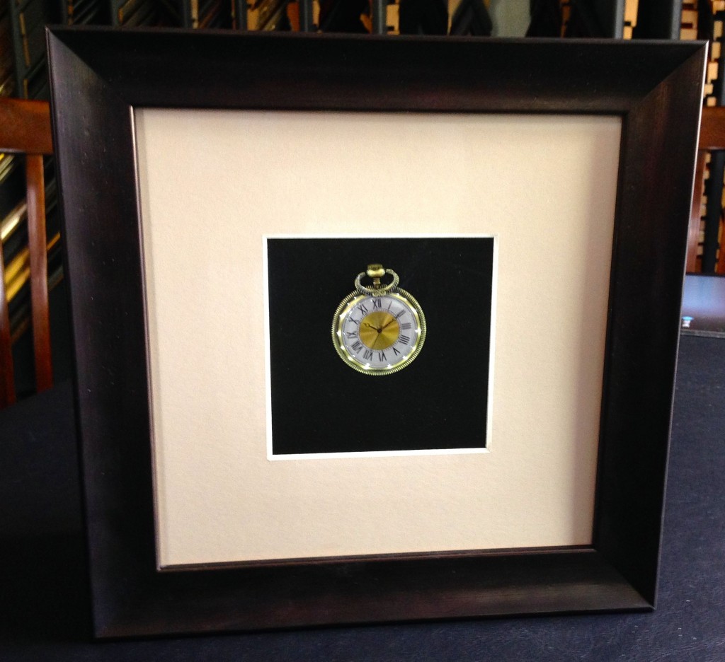 Lighted Shadowbox « Conversation « Traditions, your choice for