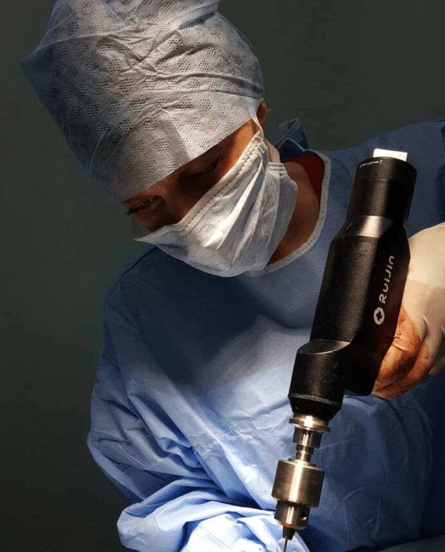 Minimally invasive techniques for soft tissue surgery in small animals