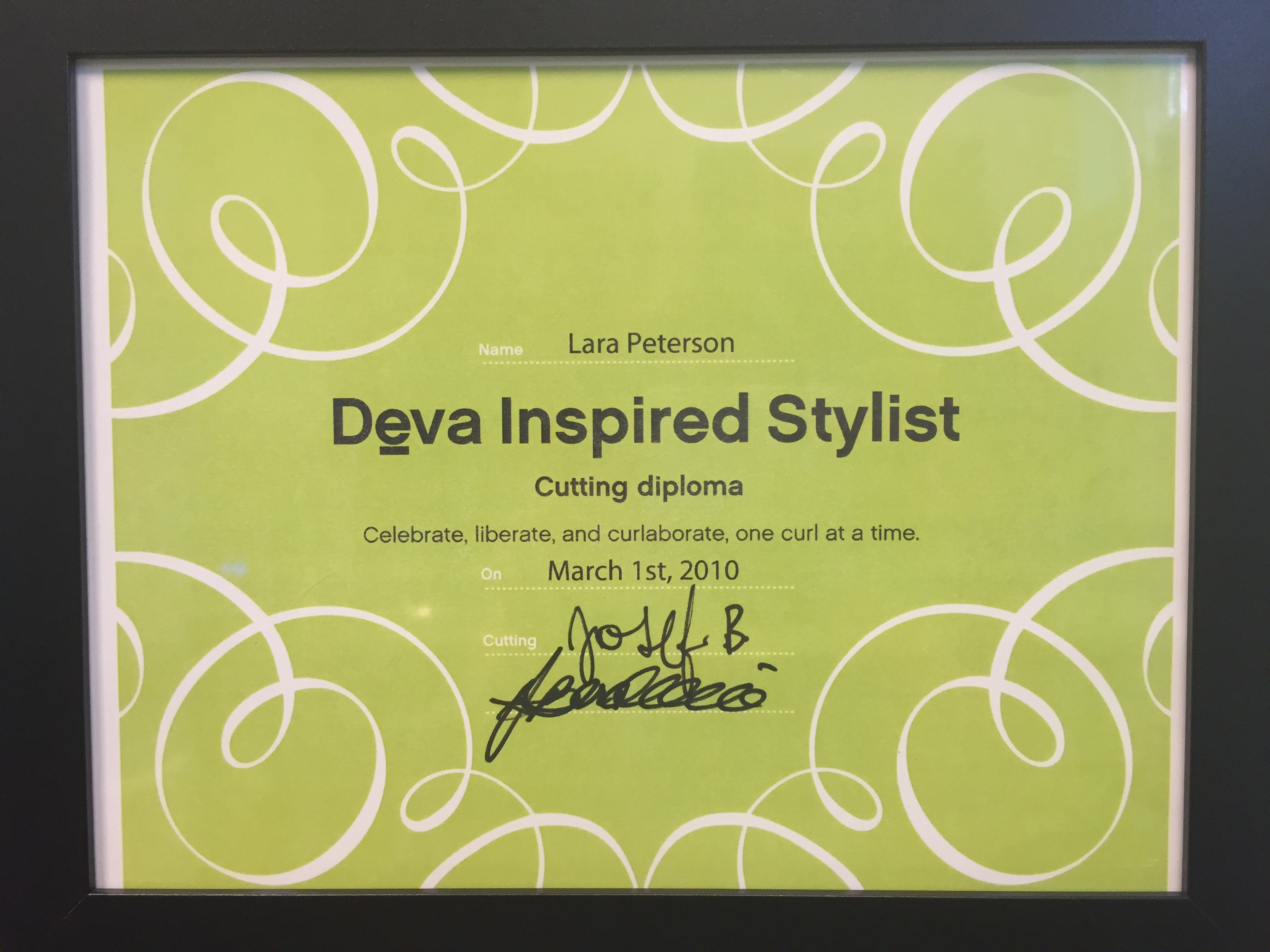 Lara Slater Salon DevaCurl